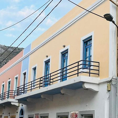 Almira Studios And Apartments Агия Марина Екстериор снимка