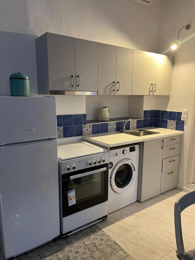 Almira Studios And Apartments Агия Марина Екстериор снимка