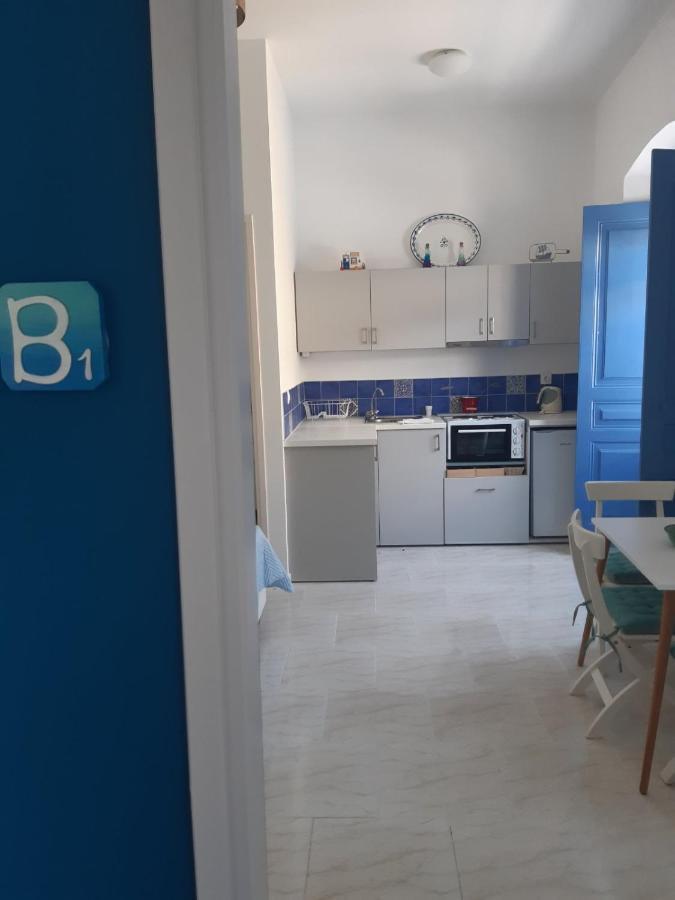 Almira Studios And Apartments Агия Марина Екстериор снимка