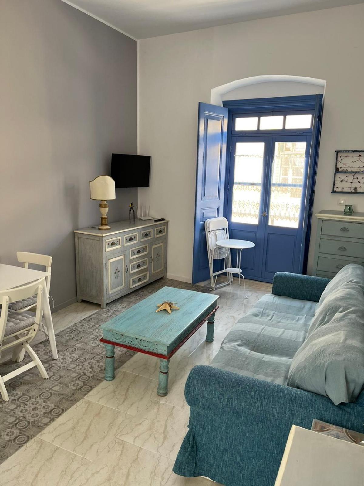 Almira Studios And Apartments Агия Марина Екстериор снимка