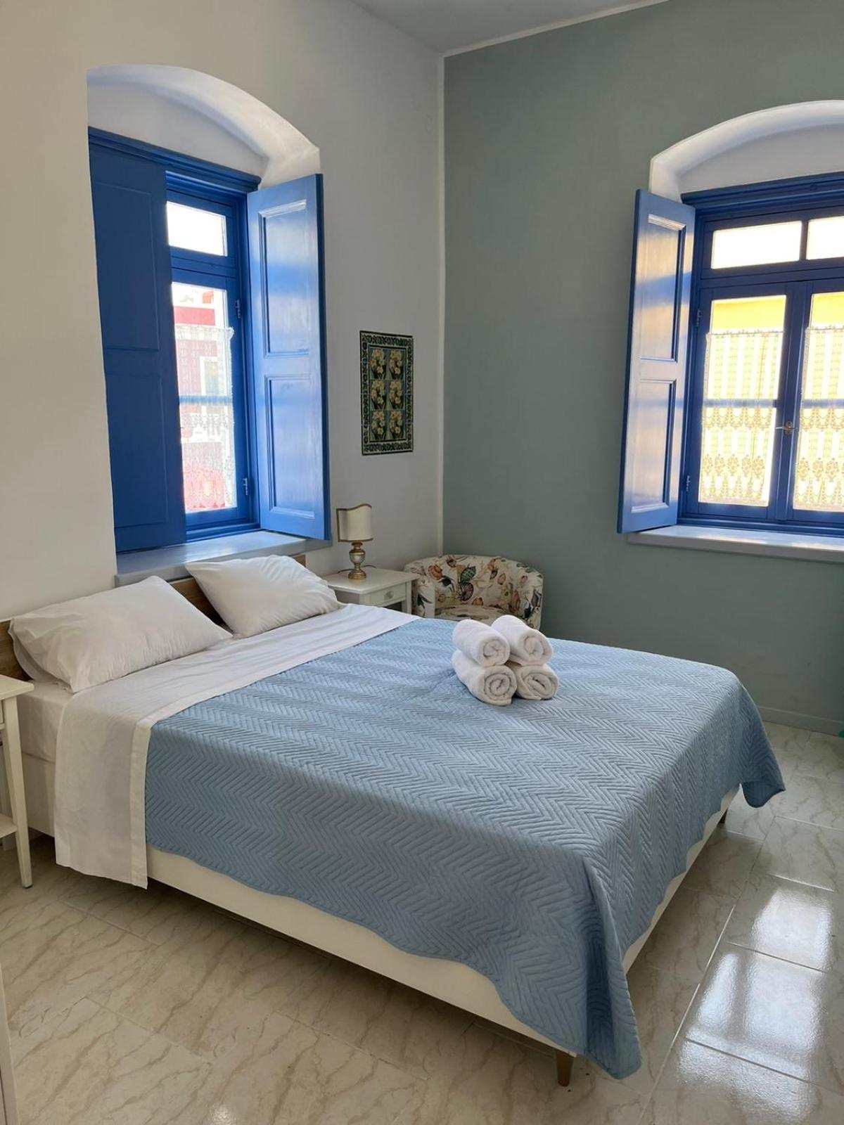 Almira Studios And Apartments Агия Марина Екстериор снимка